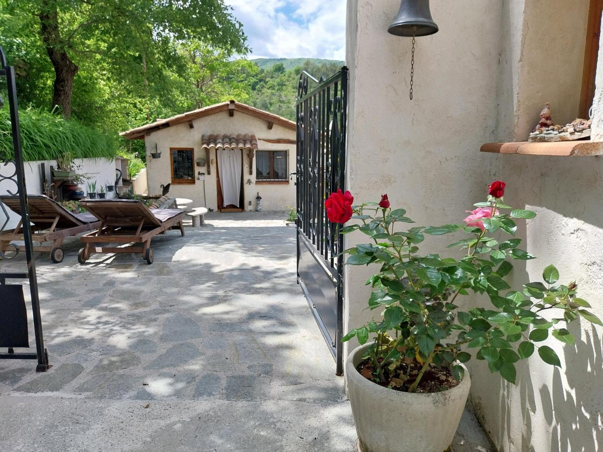 Domyv'loup Entrevaux